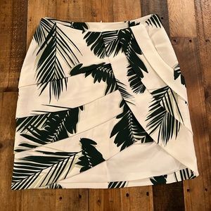 🌴 HI LOW HIGH WAIST MINI SKIRT, Size XS 🌴